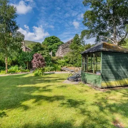 Holiday home 2 Bed In Sz092 *