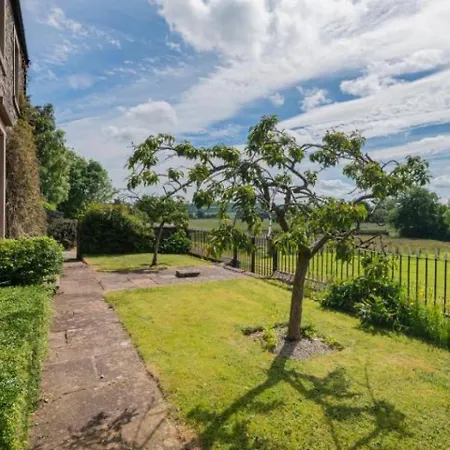 2 Bed In Sz092 Mosedale